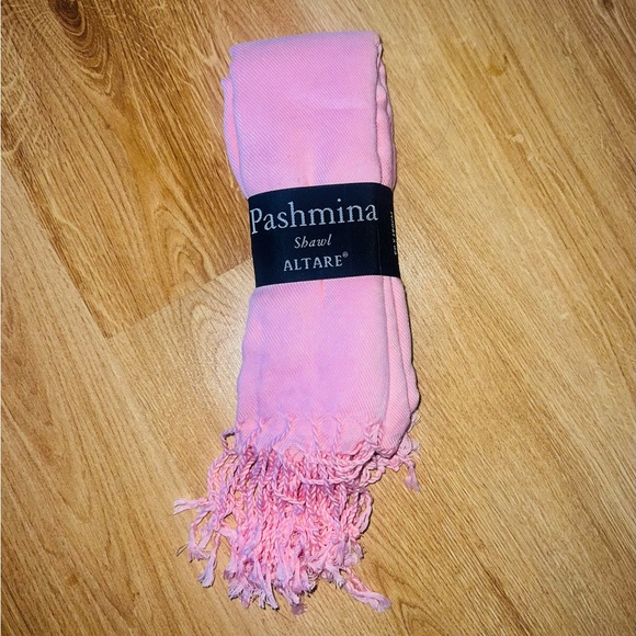 Altare Accessories - Pink Pashmina Shawl